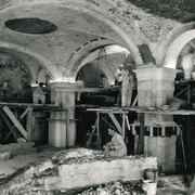 Adaptace reprezentačních prostor v 1. p. na spoji jižního a středního křídla Nového paláce v letech 1937-1938